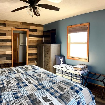 Blue Beary Delight Newly Renovated Near Everything Севьервилл Экстерьер фото